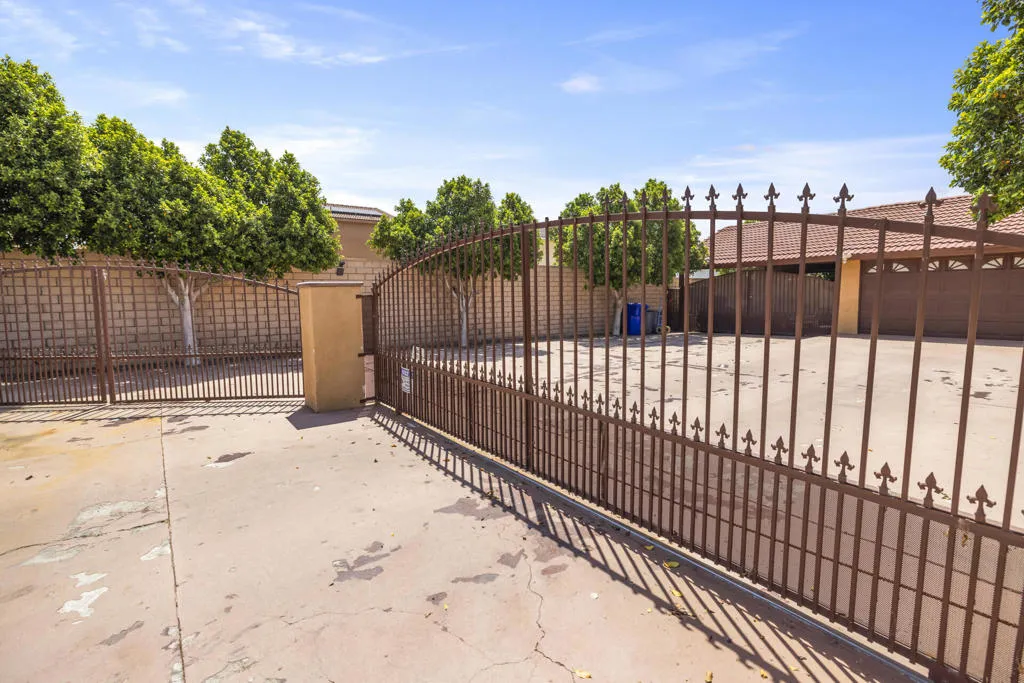 7858 Sherry Lane, Jurupa Valley, California 92509 home-pic-7